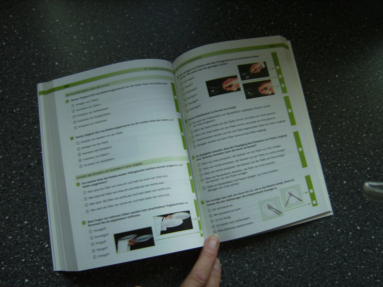Fachwissen, Lernhilfe, Koch- Lebensmittelzubereitung,Gastronomie, Übungsbuch