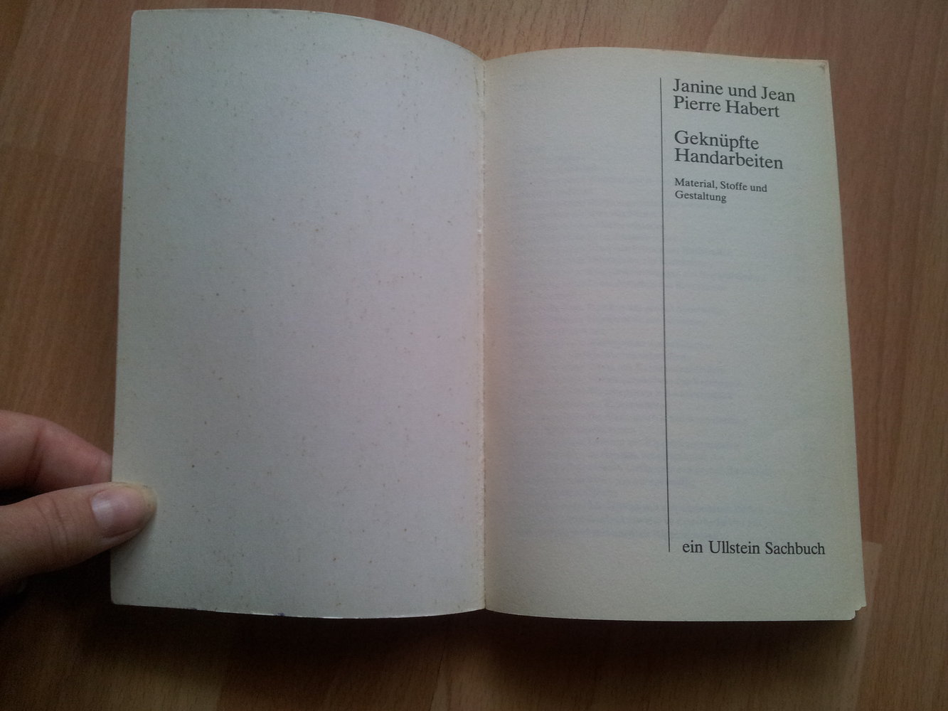 Bastelbuch - Geknüpfte Handarbeiten - Material, Soffe  und Gestaltung