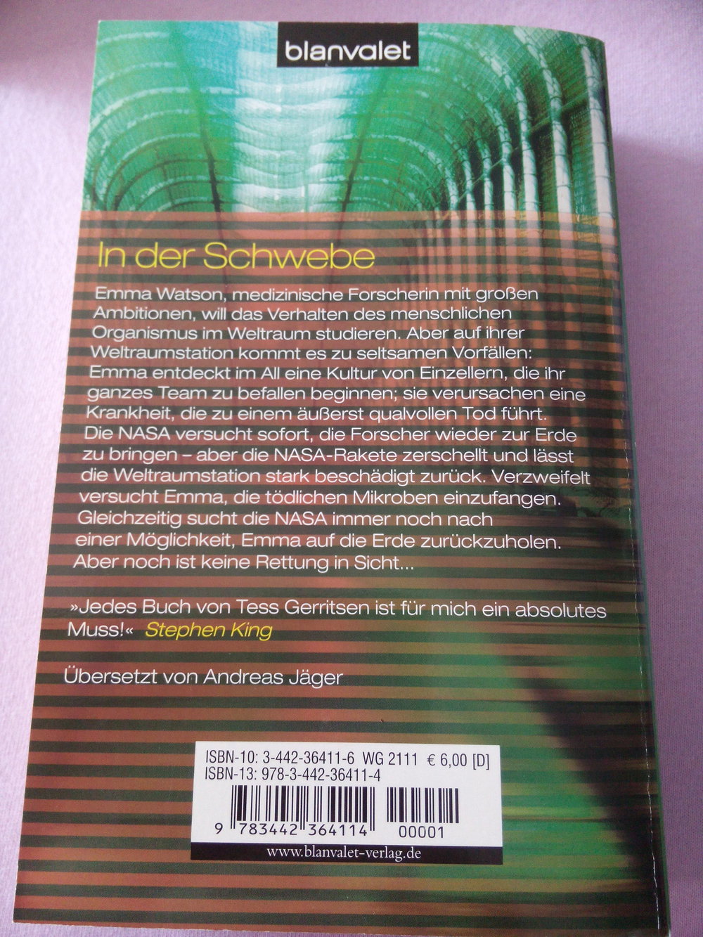 In der Schwebe