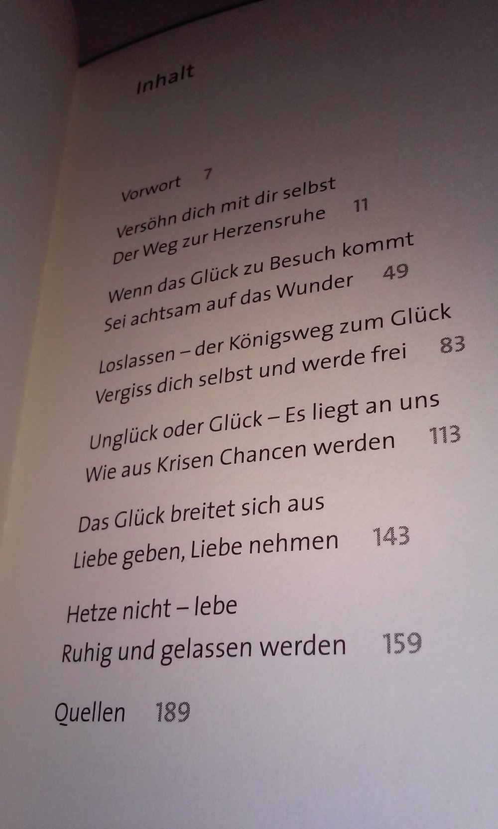 Das kleine Buch vom wahren Glück vom  spirituellen Autoren Anselm Grün 