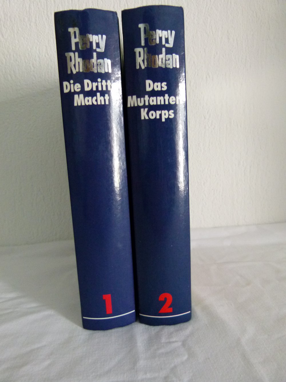 Perry Rhodan Band 1 und 2, Blaue Bände im Zweierpack, gebundene Ausgaben