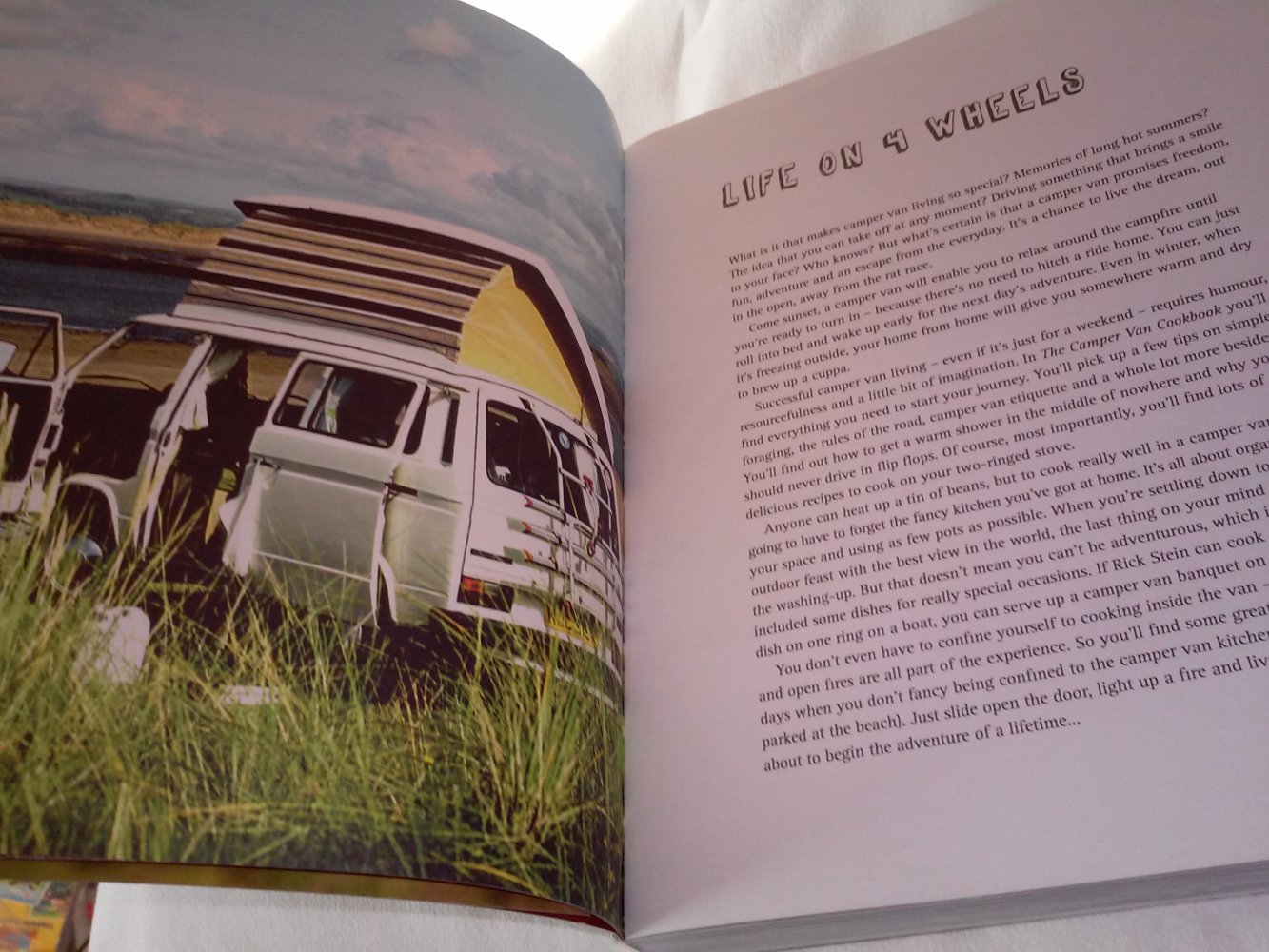 Martin Dorrey:  The Camper Van Cook Book - Taschenbuch Englisch Ausgabe