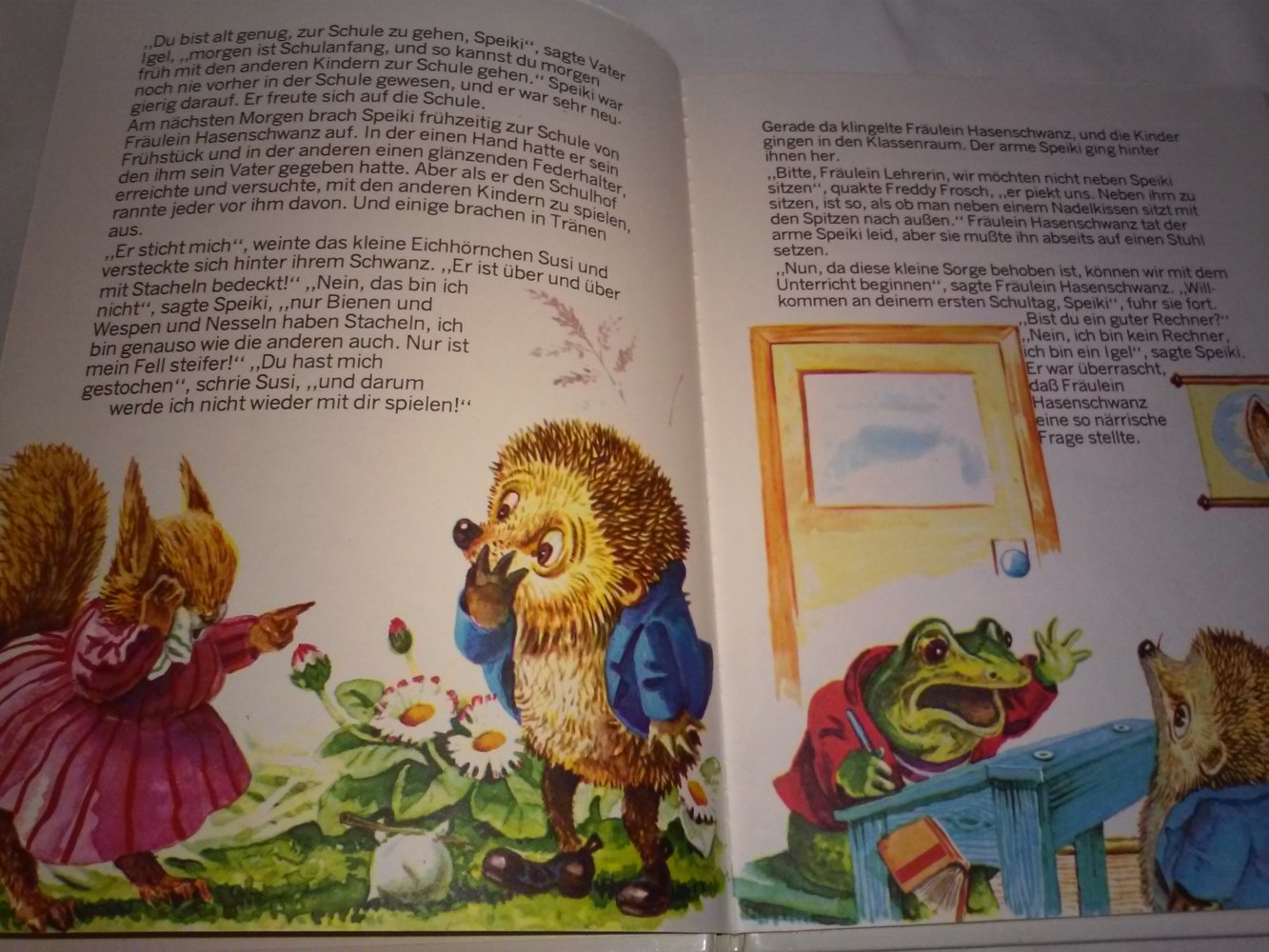 Racey Helps: Speiki schwänzt die Schule - Kinderbuch alt