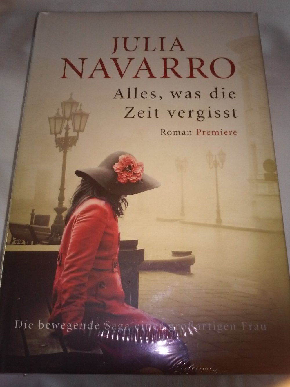 Neu! OVP! Julia Navarro: Alles, was die Zeit vergisst -Geschenktipp -