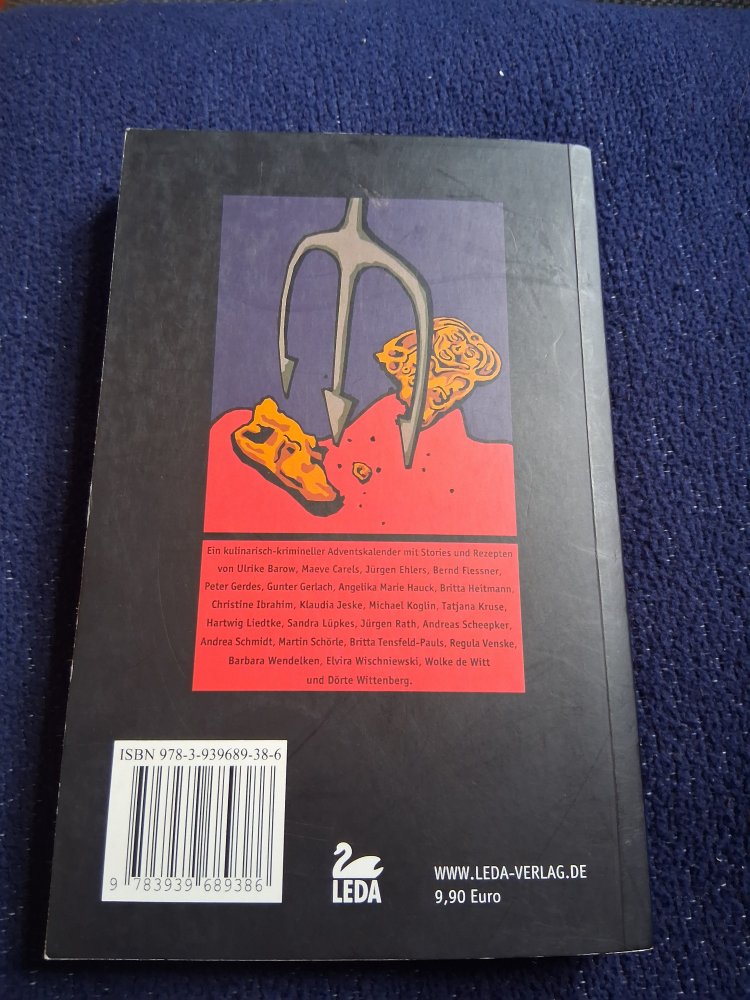 Gepfefferte Weihnachten 24 Krimis und Rezepte Adventskalenderbuch 