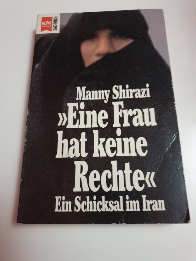 Eine Frau hat keine Recht - Manny Shirazi