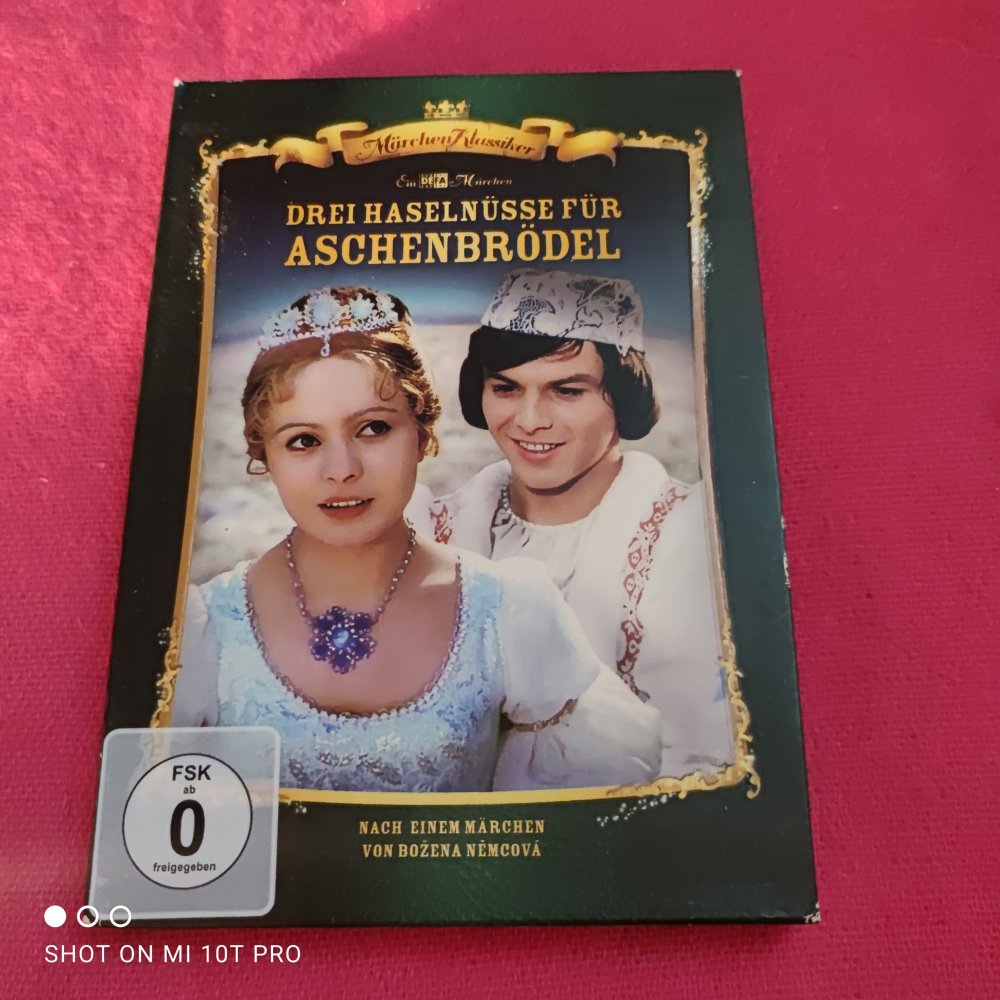 Drei Hasenüsse für Aschenbrödel