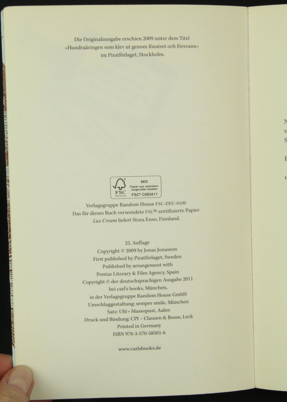 Hundertjährige der aus dem Fenster stieg verschwand Buch Roman