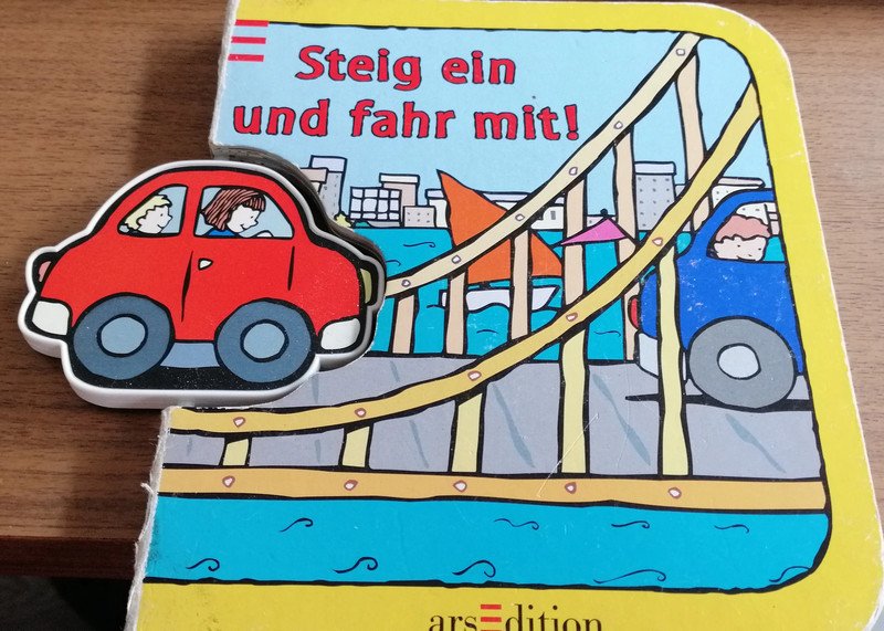Steig ein und fahr mit ! Lese- und Gebrauchsspuren (Einband