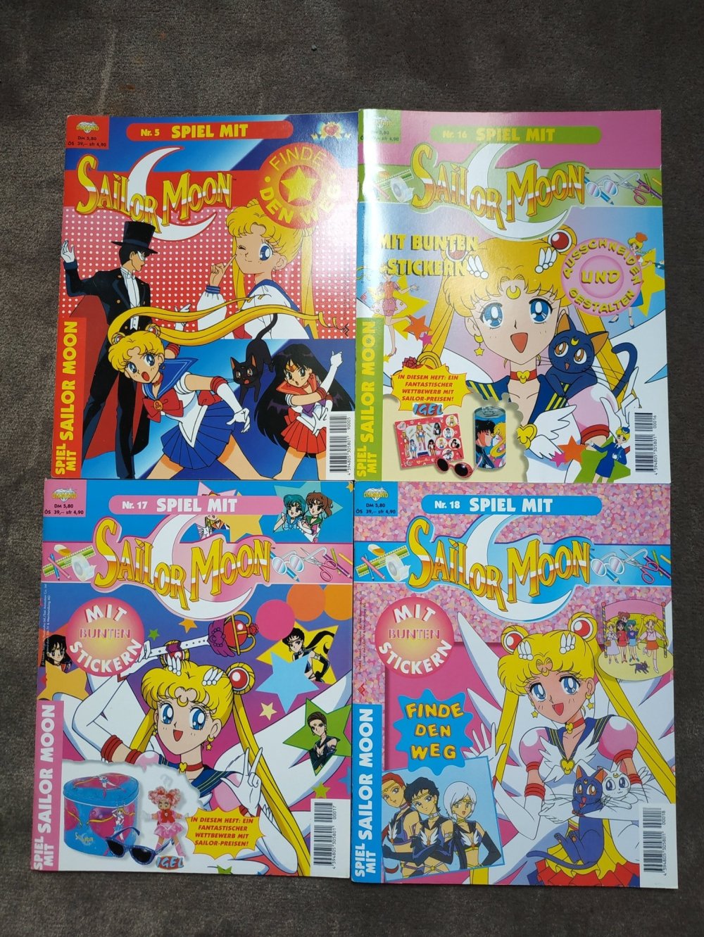 4 Sailor Moon Spiel Mit Heft benutzt + Poster & Sticker 1999