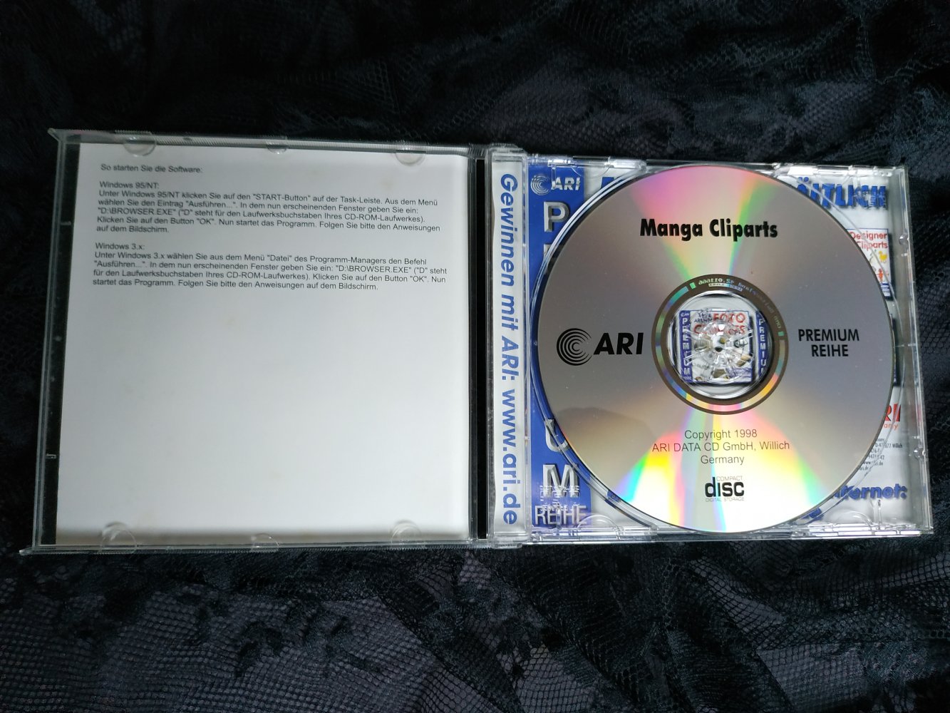 Vintage Y2K Manga Cliparts '98 1998 90s 90er