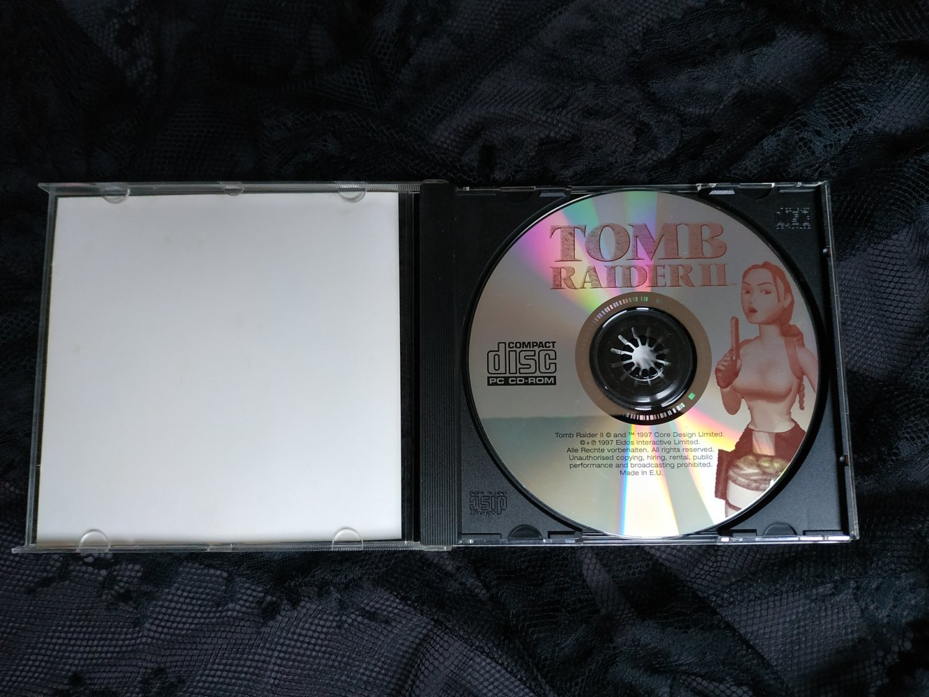 Vintage PC Tomb Raider 2 Lara Croft 1997 90s 90er