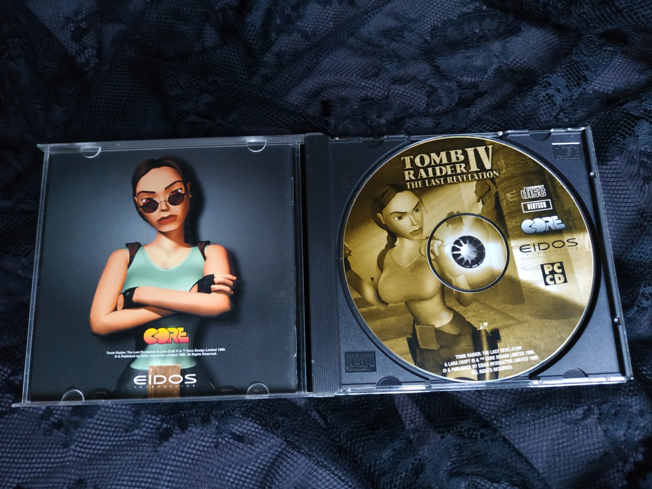 Vintage PC Tomb Raider IV Lara Croft 1999 90s 90er