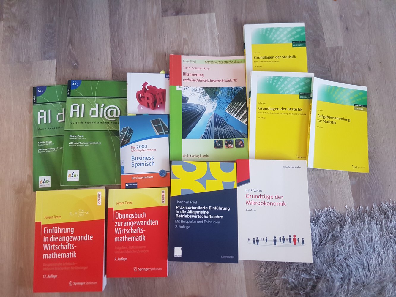 Bücher für Studium