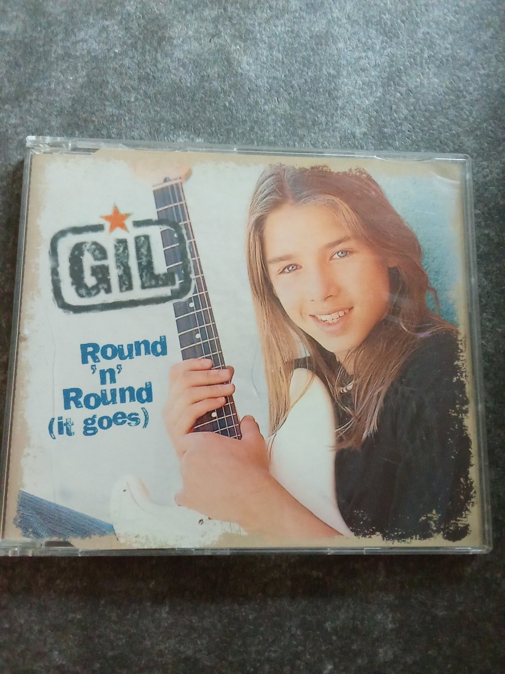 Maxi CD Gil