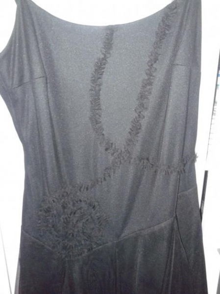 Abendkleid schwarz Gothic Spitze sehr edel Blumen