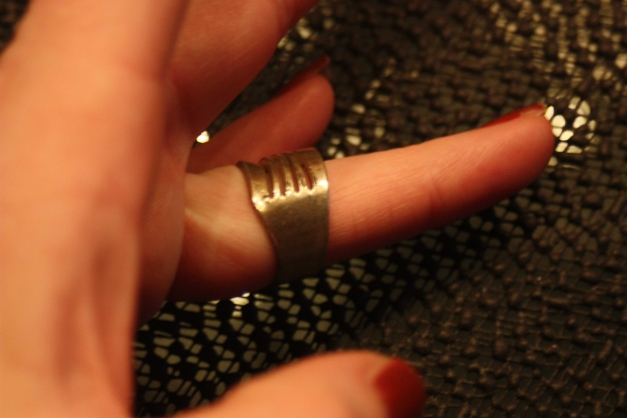 Silberfarbener Ring, Bijou Brigitte