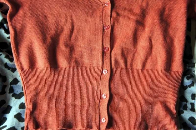 Schöne Strickjacke Jacke von John Baner Orange mit Fledermausärmel Gr. 32/34