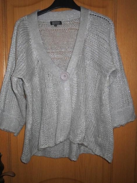 Strickjacke, sehr schön , grau