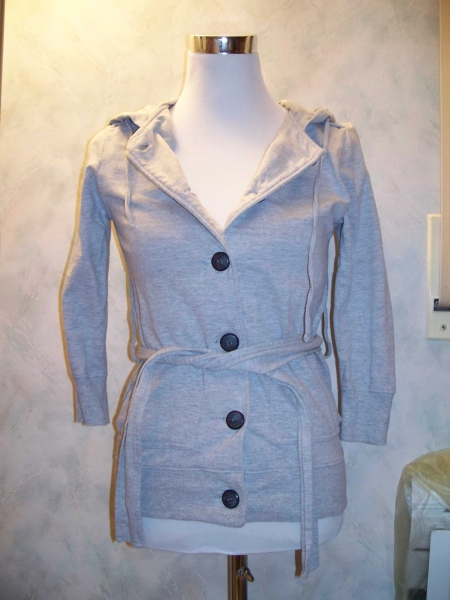 Y.O.U.// Sportliche graue Sweatjacke Gr. 32/ 34