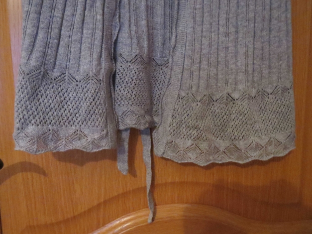 Strickjacke, sehr schön , grau