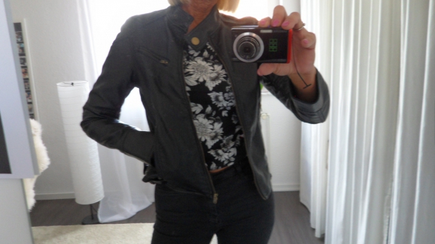 Schwarze Kunstlederjacke - Gina - 38 - Top- Zustand - 