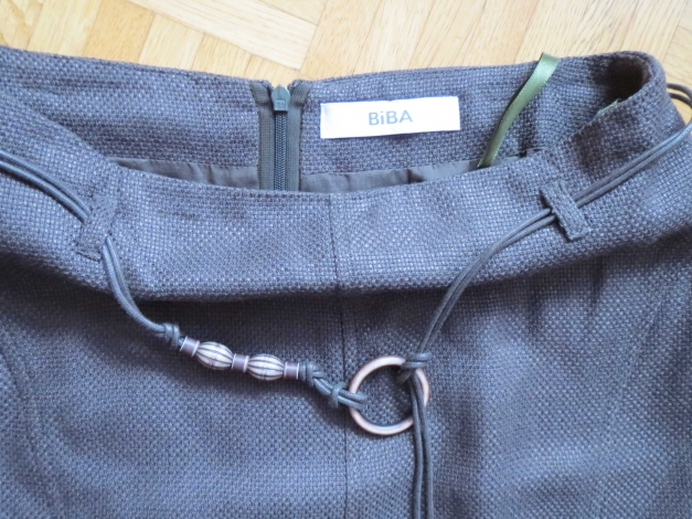 Rock,lang,schick,khaki-braun