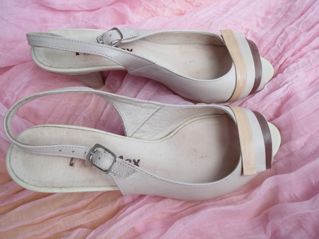 Schuhe, Gr.36/37, beige