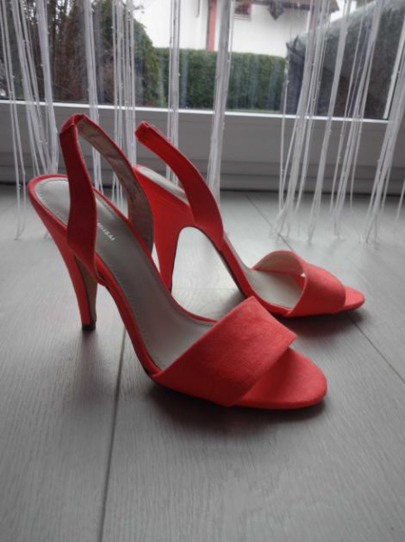 Neue Sandaletten, koralle  Gr. 38 H&M