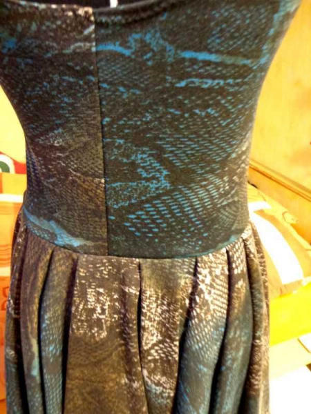 Unikat Tellerrock Kleid Skaterkleid Schlangenprint