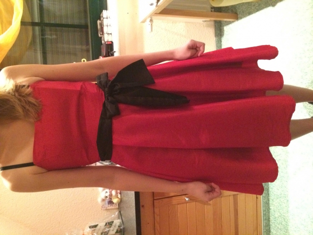 rotes Kleid von Orsay