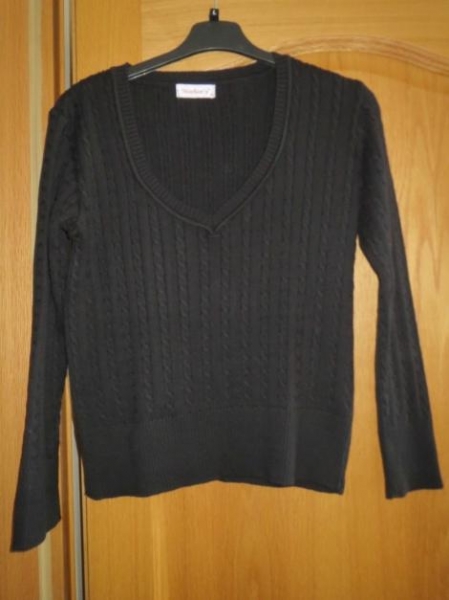 Pullover,schwarz,V-Ausschnitt