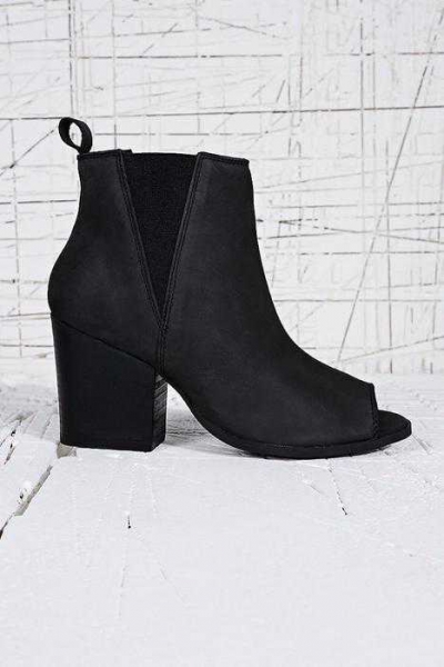 Neue Urban Outfitters Chelsea Peep Toes Echtleder 40 Hipster Blogger