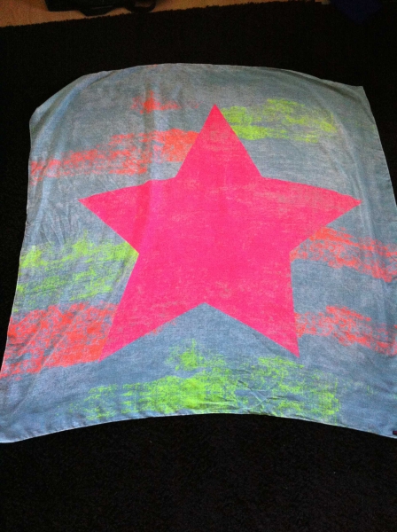 Neon Tuch 115x115