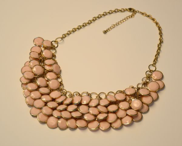 Beliebte H&M Statement Kette nude rosa rose gold NEU mit Plättchen Blogger