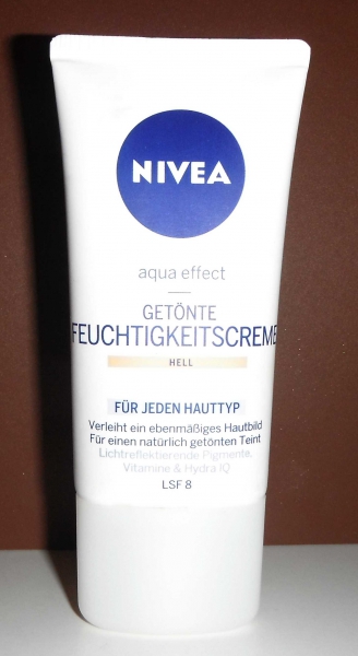 Getönte Feuchtigkeitscreme Hell / Nivea