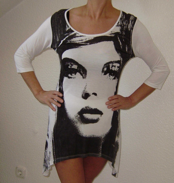 Weiß schwarzes Print Longshirt mit Zipfeln in Gr. 40 von okay