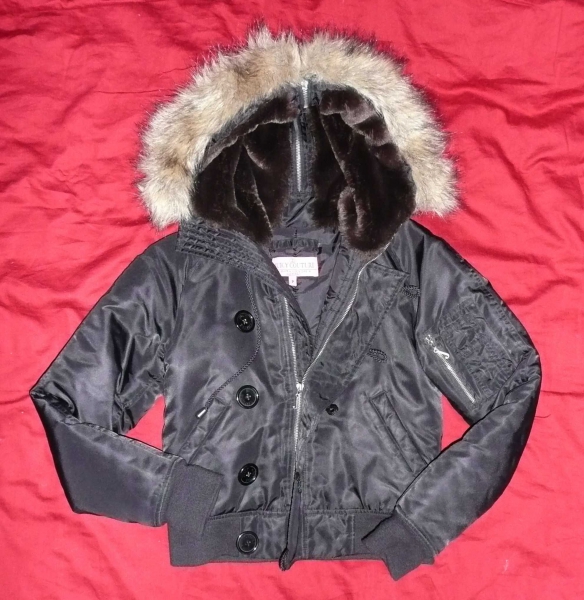 Juicy Couture Fliegerjacke mit Fellkapuze schwarz XS = 34