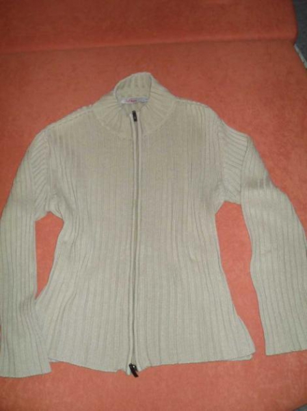 Rippstrick-Jacke