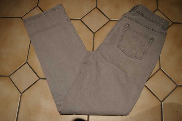 Graue Hose
