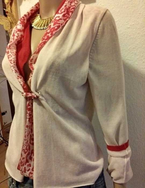 Süsse Bluse/Cardigan in zwei Farben / Gil Bret