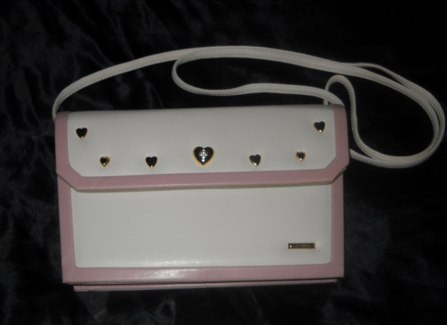 Clutch Tasche Umhängetasche Abendtasche Bag Gurt Herz Nieten zum Abiball Kleid gold rosa weiß Strass Blogger