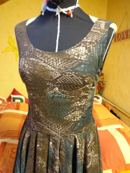 Unikat Tellerrock Kleid Skaterkleid Schlangenprint