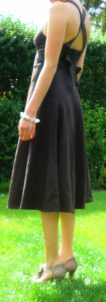 Festliches Benetton-Kleid