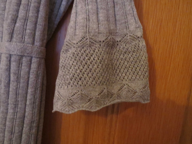 Strickjacke, sehr schön , grau