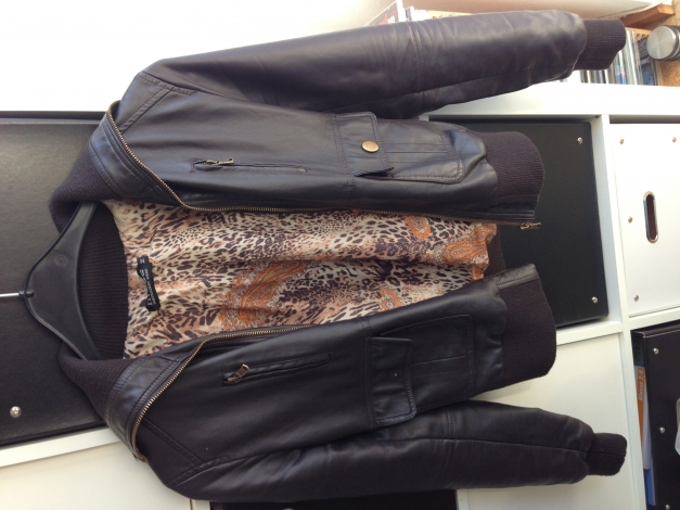 Braune Lederjacke
