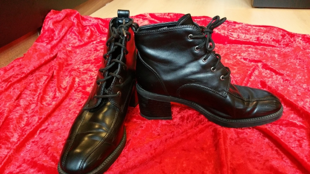 echte Leder Damen Stiefeletten, schwarz Größe 40 der Marke West Brook