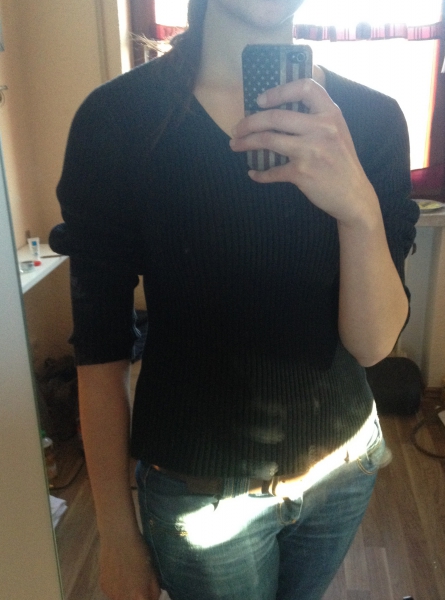 schwarzer Pulli