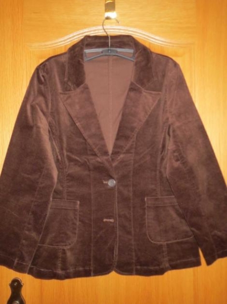 Kostüm, 2-Teiler, Blazer und Rock, Gr.42/M, neu
