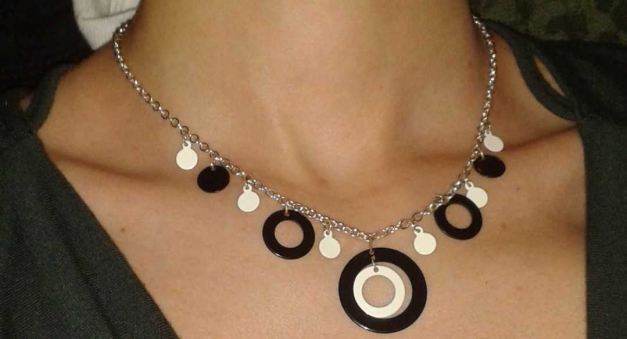 Retro Kette in schwarz und weiß